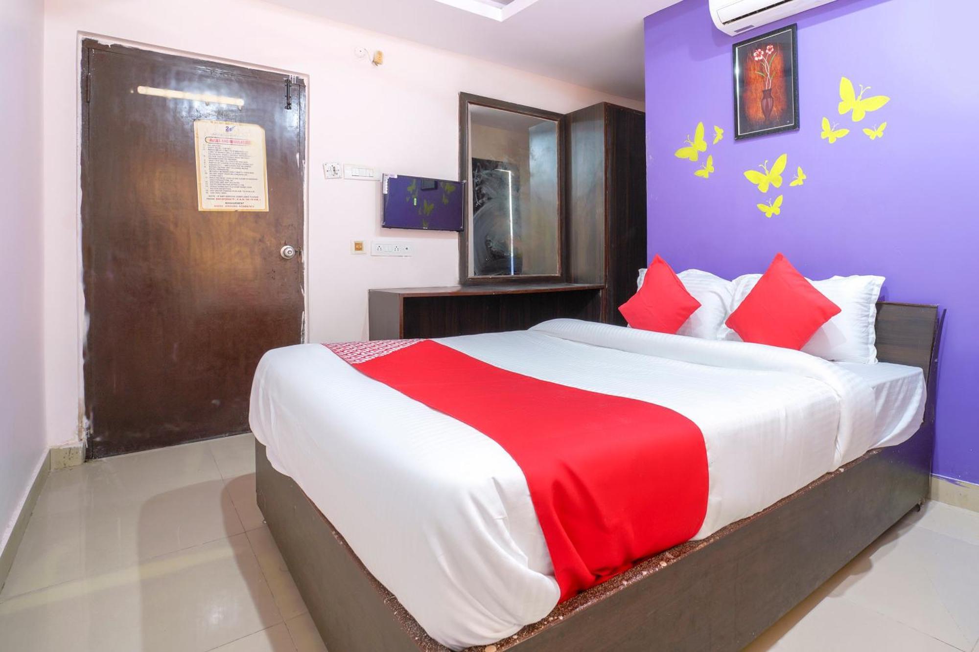 Spot On Sunshine Inn Hyderabad Exterior foto