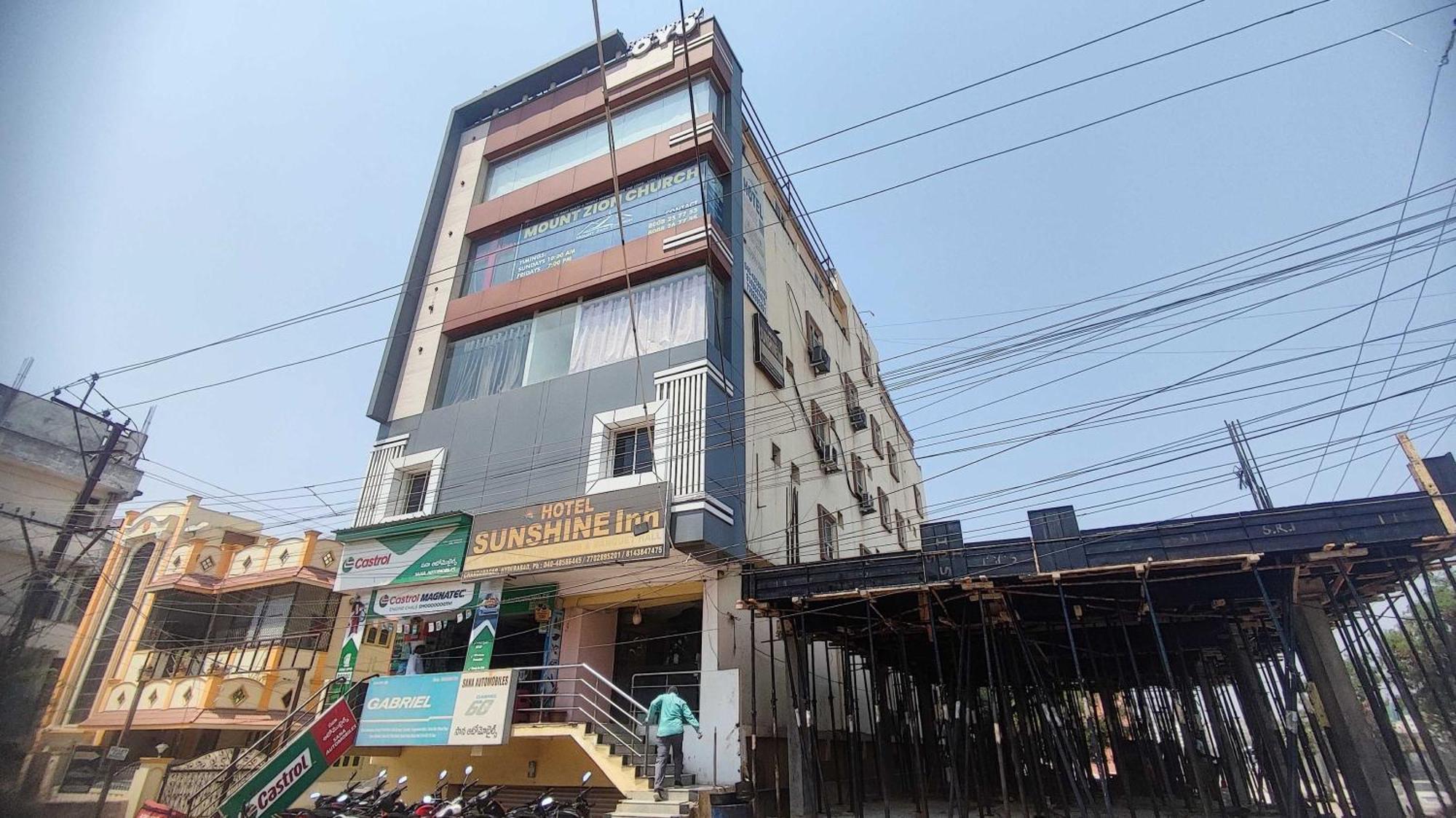 Spot On Sunshine Inn Hyderabad Exterior foto